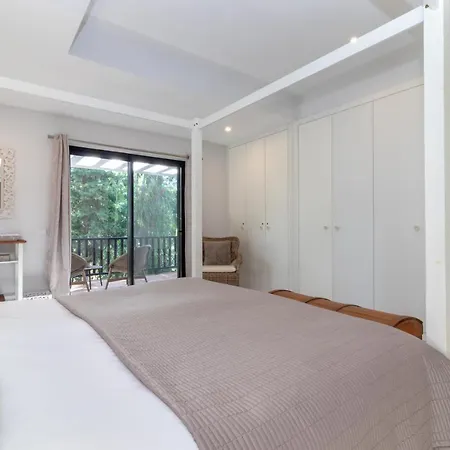 Casa Palmeiras Luxury Tranquil Area Bbq Large Pool Villa *