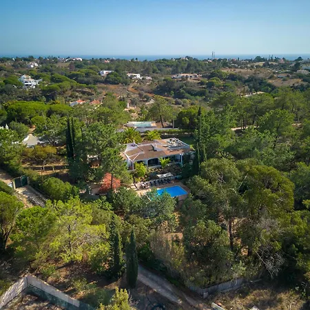 Casa Palmeiras Luxury Tranquil Area Bbq Large Pool Vila