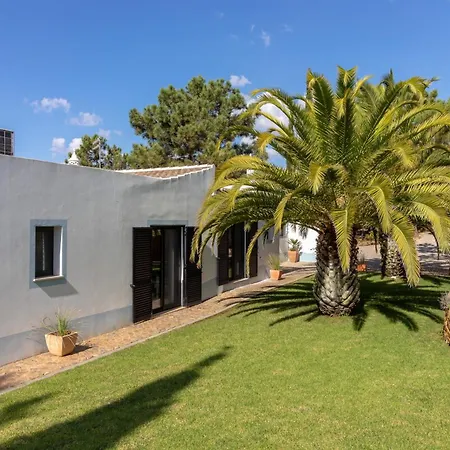 Casa Palmeiras Luxury Tranquil Area Bbq Large Pool Villa *