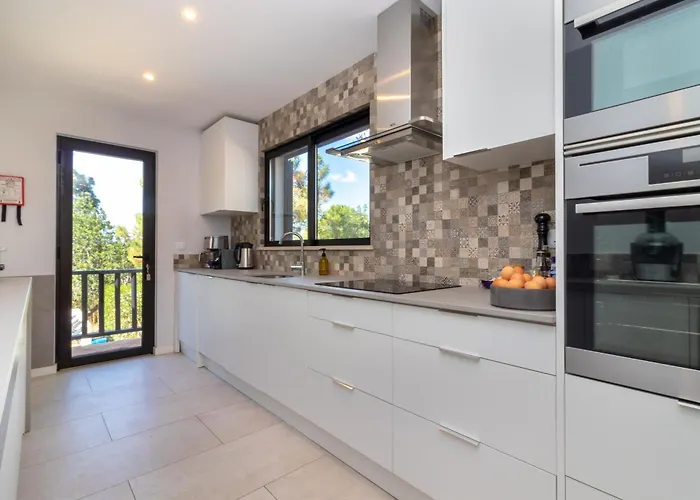 Casa Palmeiras Luxury Tranquil Area Bbq Large Pool *