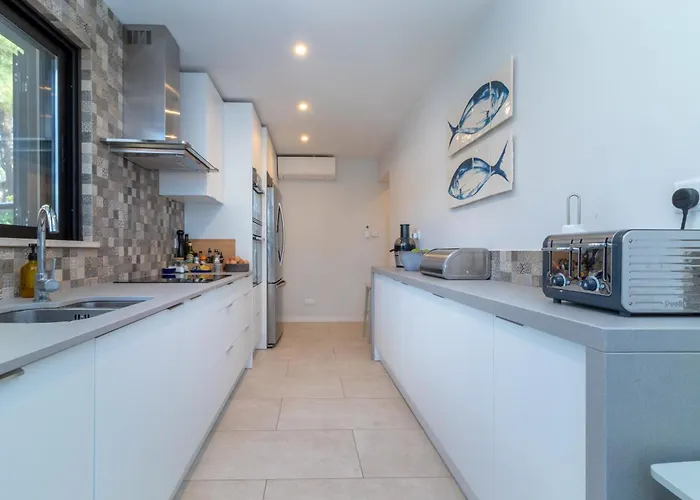 Villa Casa Palmeiras Luxury Tranquil Area Bbq Large Pool