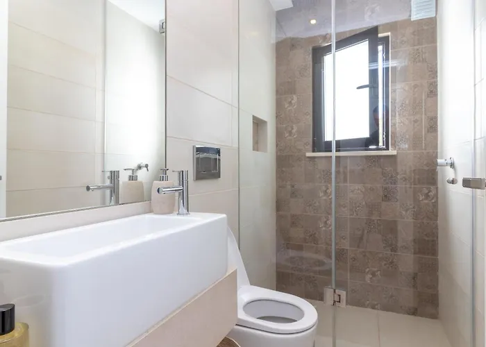 Villa Casa Palmeiras Luxury Tranquil Area Bbq Large Pool Carvoeiro