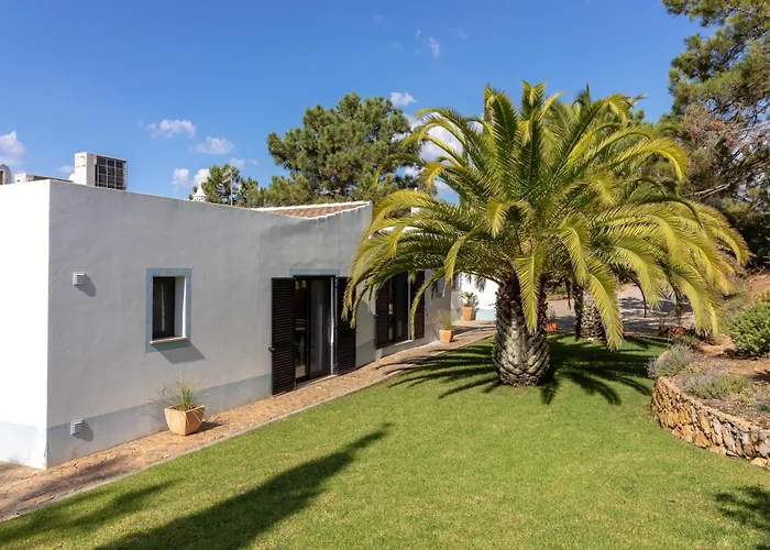 Casa Palmeiras Luxury Tranquil Area Bbq Large Pool Villa *